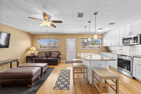 Condominio en venta en Seminole, Florida, 2 dormitorios, 77.67 m2 № 1895053 - foto 6