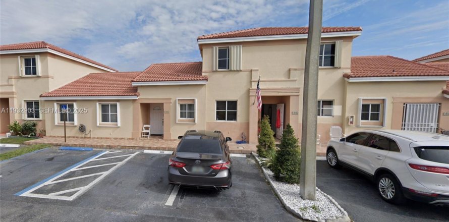 Дом в Суитуотер, Флорида 3 спальни, 97.55м2 № 1991693