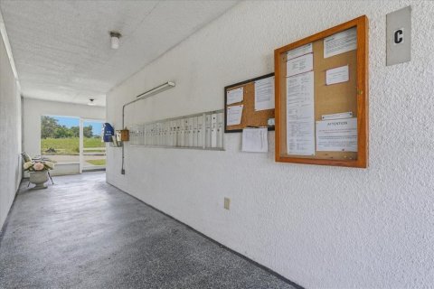 Condominio en venta en Winter Haven, Florida, 2 dormitorios, 78.04 m2 № 2234053 - foto 27