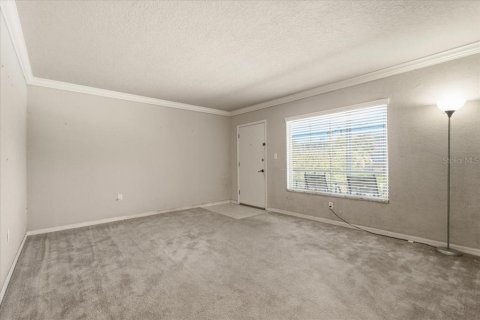 Condominio en venta en Winter Haven, Florida, 2 dormitorios, 78.04 m2 № 2234053 - foto 6
