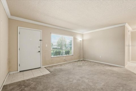 Condominio en venta en Winter Haven, Florida, 2 dormitorios, 78.04 m2 № 2234053 - foto 9