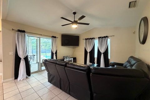 Villa ou maison à vendre à Palm Coast, Floride: 3 chambres, 191.01 m2 № 2304479 - photo 12