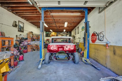 Commercial property in Fort Lauderdale, Florida № 1965449 - photo 14