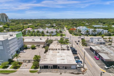 Commercial property in Fort Lauderdale, Florida № 1965449 - photo 4