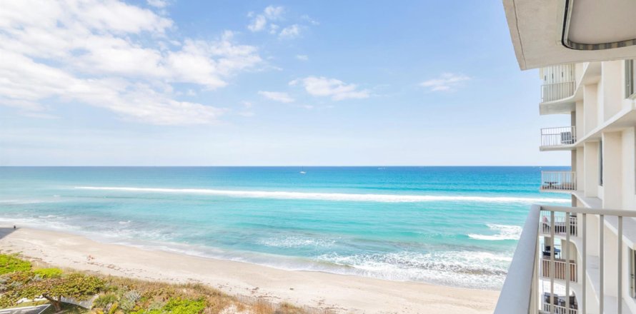 Condominio en Riviera Beach, Florida, 2 dormitorios № 2087761