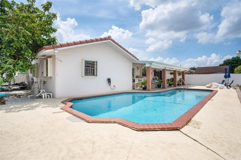 Купить виллу или дом в Майами, Флорида 3 спальни, 162.02м2, № 2145893 - фото 26