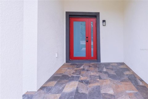House in Tampa, Florida 3 bedrooms, 149.29 sq.m. № 1540033 - photo 7