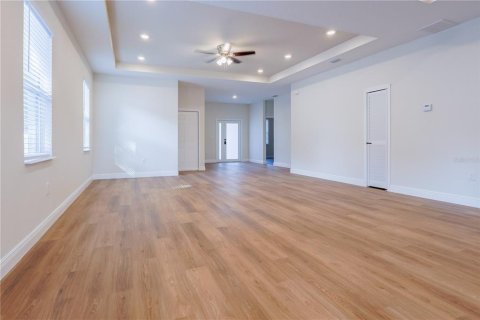 House in Tampa, Florida 3 bedrooms, 149.29 sq.m. № 1540033 - photo 8