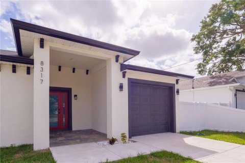 House in Tampa, Florida 3 bedrooms, 149.29 sq.m. № 1540033 - photo 6