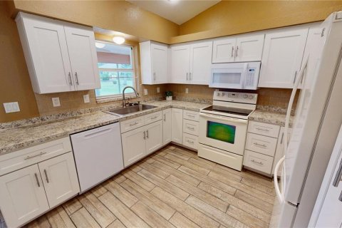 Casa en venta en Punta Gorda, Florida, 3 dormitorios, 148.09 m2 № 1911320 - foto 5