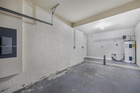 Townhouse in Homestead, Florida 3 bedrooms, 120.31 sq.m. № 1747922 - photo 26