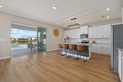 Casa en venta en Bradenton, Florida, 5 dormitorios, 292.92 m2 № 1446774 - foto 5