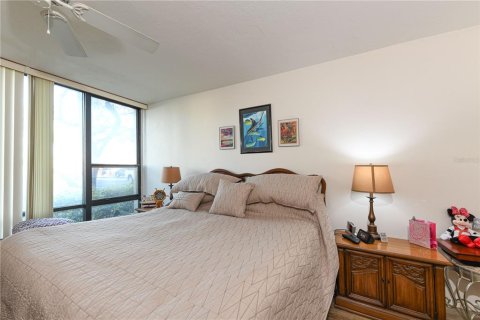 Condo in Venice, Florida, 2 bedrooms  № 1691028 - photo 6
