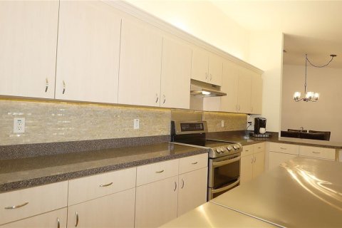 Casa en venta en Summerfield, Florida, 2 dormitorios, 180.42 m2 № 1912595 - foto 11
