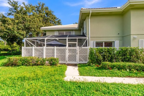 Townhouse in West Palm Beach, Florida 2 bedrooms, 125.42 sq.m. № 2392936 - photo 3