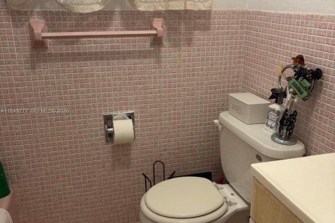 Copropriété à vendre à Hallandale Beach, Floride: 1 chambre, 71.53 m2 № 1888974 - photo 22