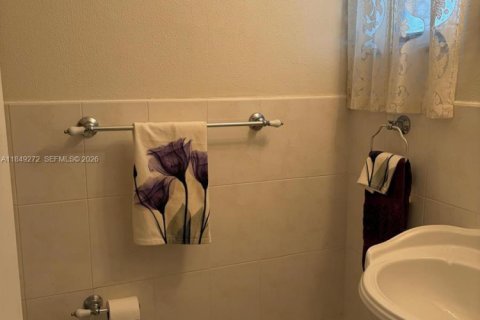 Copropriété à vendre à Hallandale Beach, Floride: 1 chambre, 71.53 m2 № 1888974 - photo 21