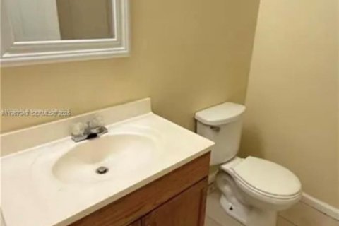 Immobilier commercial à vendre à Fort Lauderdale, Floride: 204.57 m2 № 2029199 - photo 7