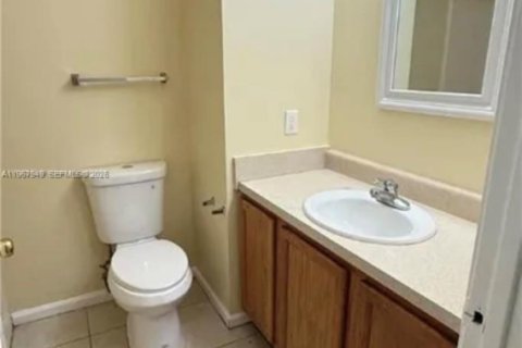 Immobilier commercial à vendre à Fort Lauderdale, Floride: 204.57 m2 № 2029199 - photo 8