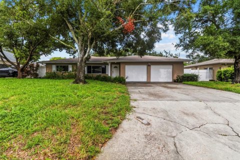 Casa en Largo, Florida 5 dormitorios, 187.76 m2 № 2284612