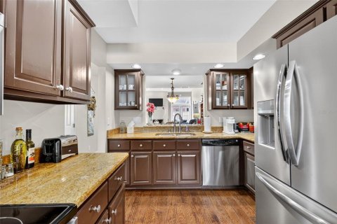 Townhouse in Ocala, Florida 3 bedrooms, 181.72 sq.m. № 1911451 - photo 8
