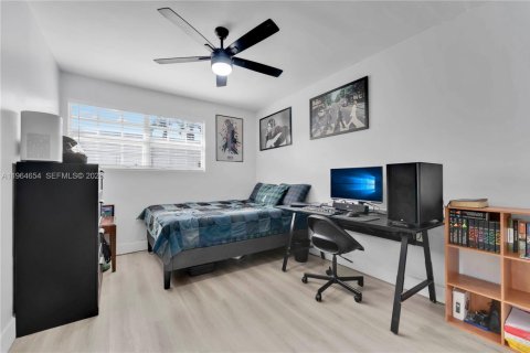 Купить виллу или дом в Норт-Майами-Бич, Флорида 4 спальни, 161.28м2, № 2027316 - фото 14