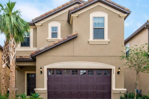 Casa en Kissimmee, Florida 7 dormitorios, 307.88 m2 № 2291125