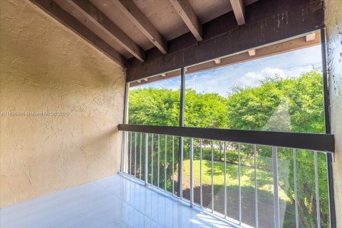 Villa ou maison à louer à Miami, Floride: 3 chambres, 142.7 m2 № 1947860 - photo 19