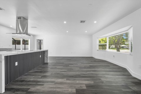 Villa ou maison à louer à Boca Raton, Floride: 3 chambres, 168.34 m2 № 2372379 - photo 24
