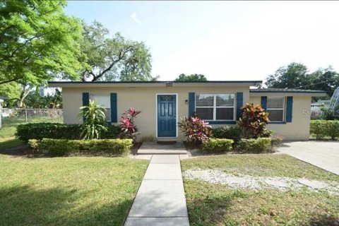 Casa en venta en Auburndale, Florida, 3 dormitorios, 99.41 m2 № 1807488 - foto 1
