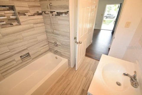 Casa en venta en Auburndale, Florida, 3 dormitorios, 99.41 m2 № 1807488 - foto 9