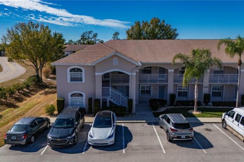 Condo in Lake Suzy, Florida, 3 bedrooms № 2213974