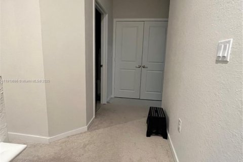 Townhouse in Homestead, Florida 3 bedrooms № 1969844 - photo 15