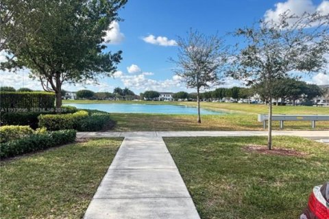 Townhouse in Homestead, Florida 3 bedrooms № 1969844 - photo 26