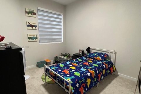 Townhouse in Homestead, Florida 3 bedrooms № 1969844 - photo 11