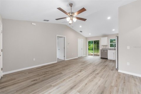 House in Ocala, Florida 3 bedrooms, 92.9 sq.m. № 2199298 - photo 8
