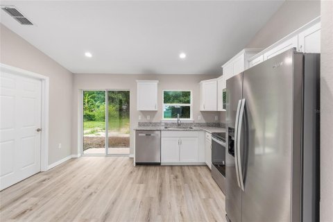 House in Ocala, Florida 3 bedrooms, 92.9 sq.m. № 2199298 - photo 7