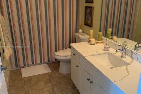 Купить кондоминиум в Майами, Флорида 2 спальни, 95.41м2, № 2010692 - фото 20