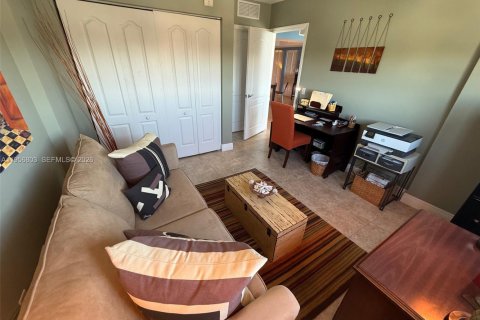 Купить кондоминиум в Майами, Флорида 2 спальни, 95.41м2, № 2010692 - фото 19