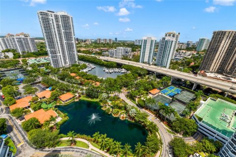 Copropriété à vendre à Aventura, Floride: 2 chambres, 134.43 m2 № 1896785 - photo 2