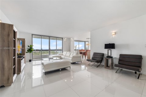 Copropriété à vendre à Aventura, Floride: 2 chambres, 134.43 m2 № 1896785 - photo 6