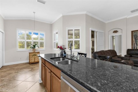 House in Venice, Florida 3 bedrooms, 163.51 sq.m. № 2113881 - photo 18