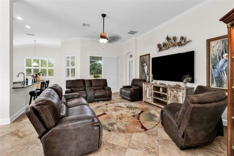 House in Venice, Florida 3 bedrooms, 163.51 sq.m. № 2113881 - photo 8