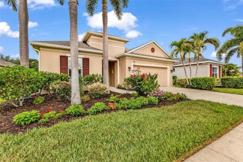 House in Venice, Florida 3 bedrooms, 163.51 sq.m. № 2113881 - photo 3