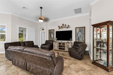 House in Venice, Florida 3 bedrooms, 163.51 sq.m. № 2113881 - photo 9