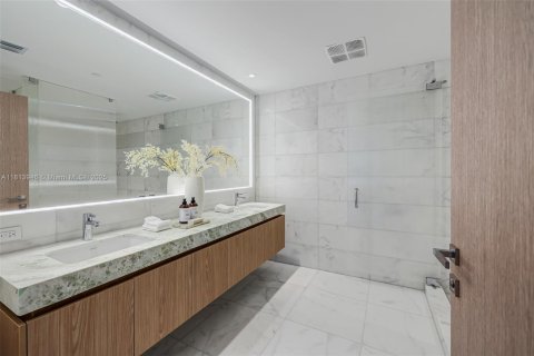 Copropriété à vendre à Miami Beach, Floride: 3 chambres, 227.7 m2 № 1957646 - photo 13