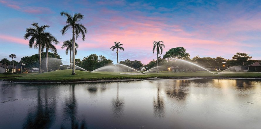 Condominio en Delray Beach, Florida, 2 dormitorios № 1093081