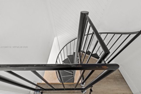 Adosado en venta en Miami, Florida, 2 dormitorios, 95.97 m2 № 2058626 - foto 26