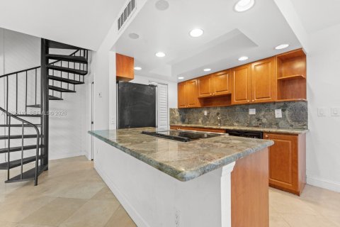 Adosado en venta en Miami, Florida, 2 dormitorios, 95.97 m2 № 2058626 - foto 17