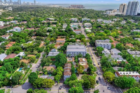 Adosado en Miami, Florida 2 dormitorios, 95.97 m2 № 2058626